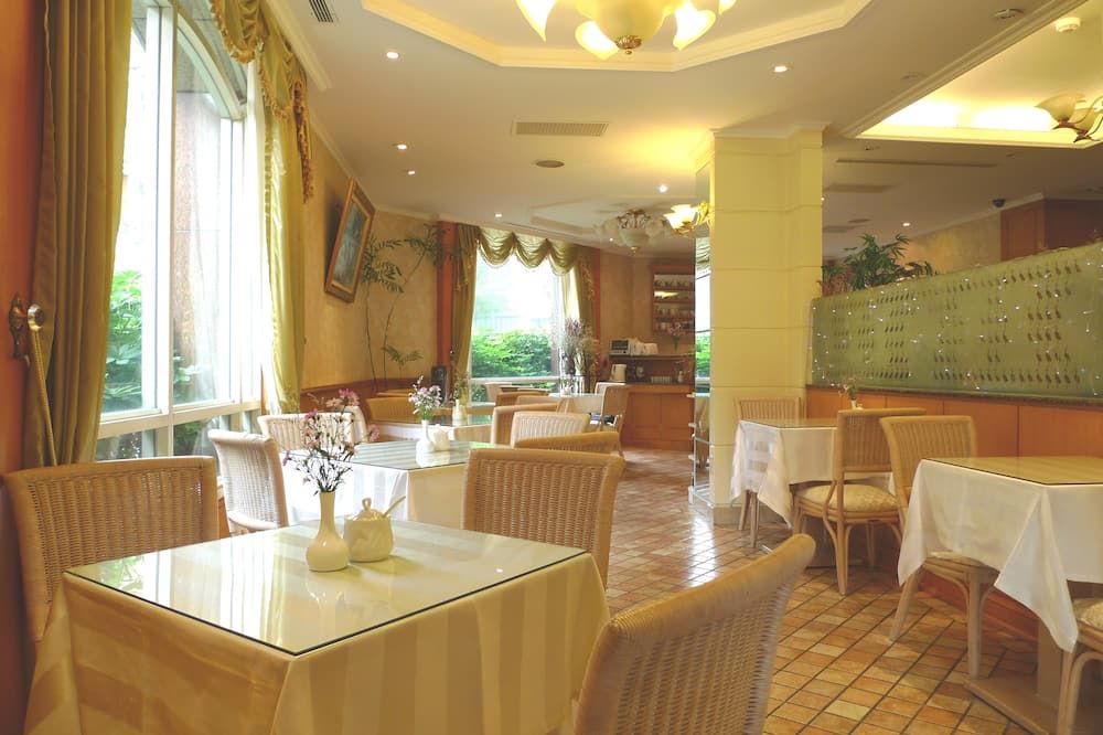 מסעדה תמונה