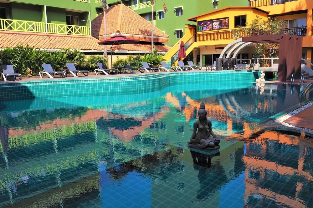 בריכה תמונה