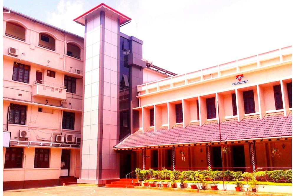 בניין תמונה