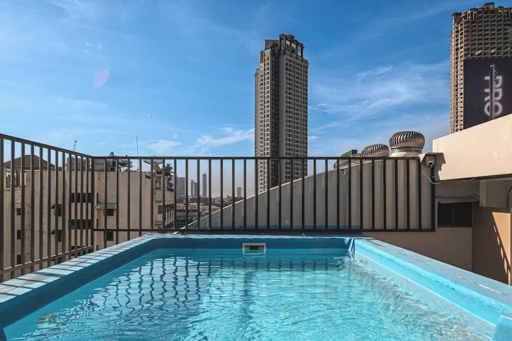 בריכה תמונה