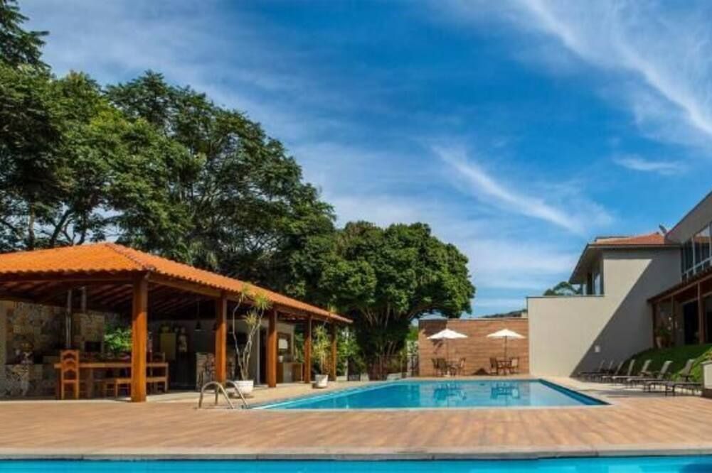 בריכה תמונה