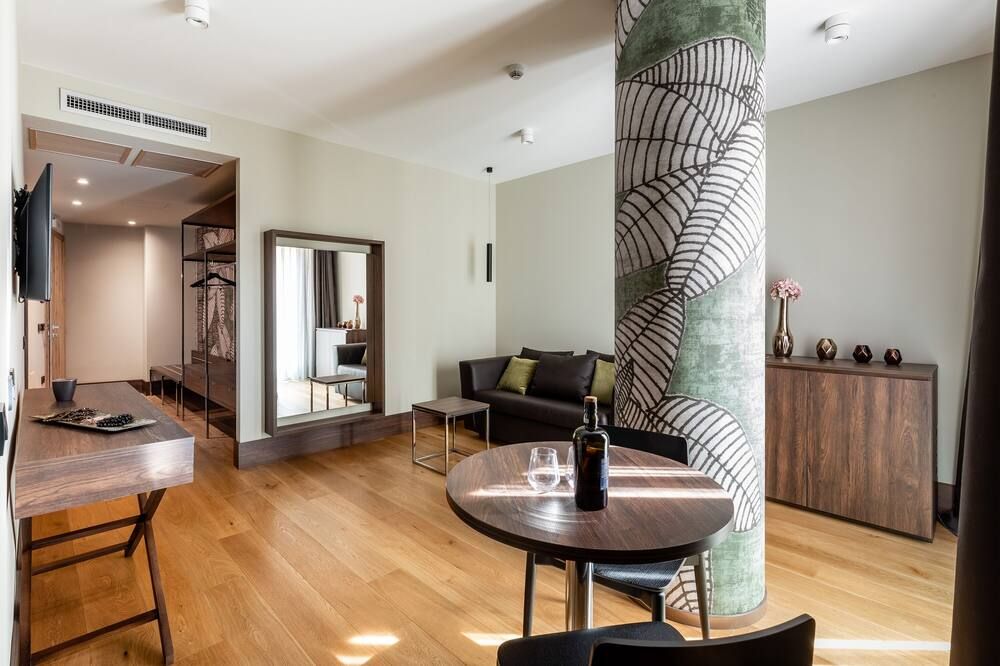 אחר