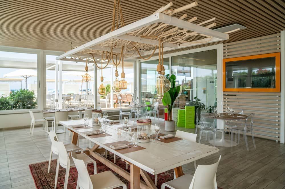 מסעדה תמונה