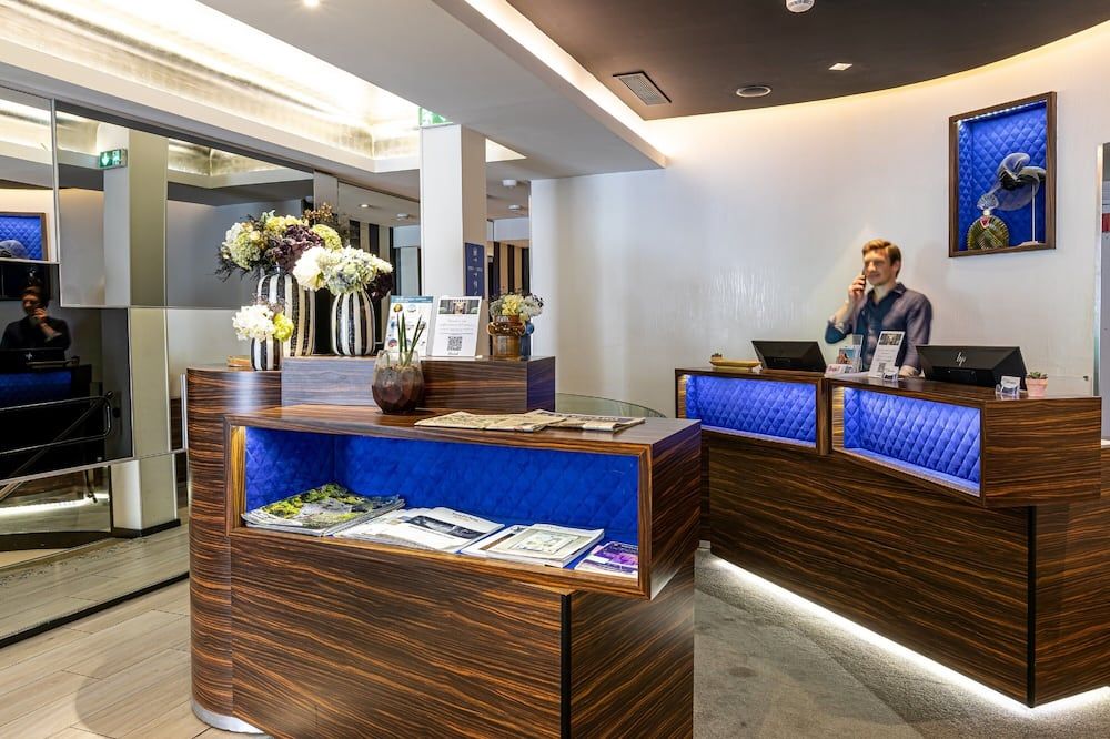 דלפק קבלה תמונה