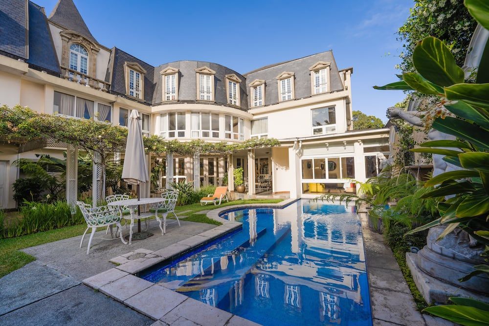 בריכה תמונה