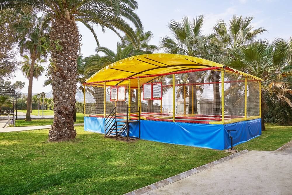 אחר