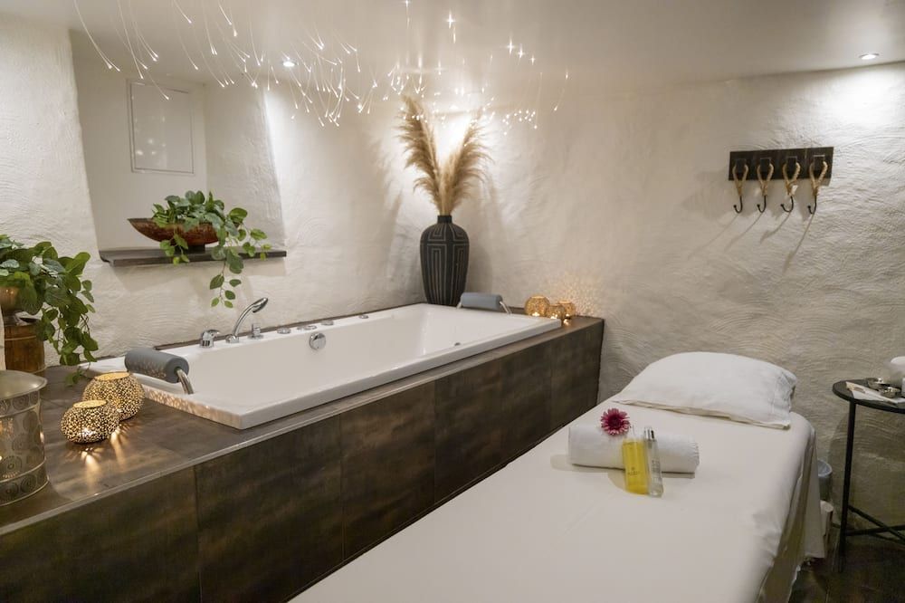 אחר