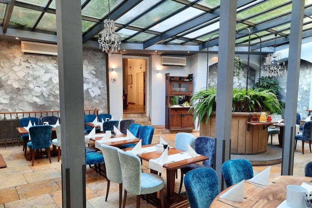 מסעדה תמונה