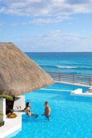 בריכה תמונה