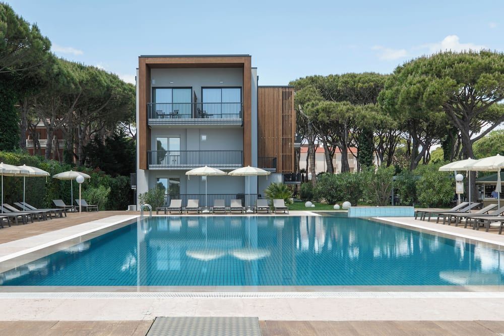 בריכה תמונה