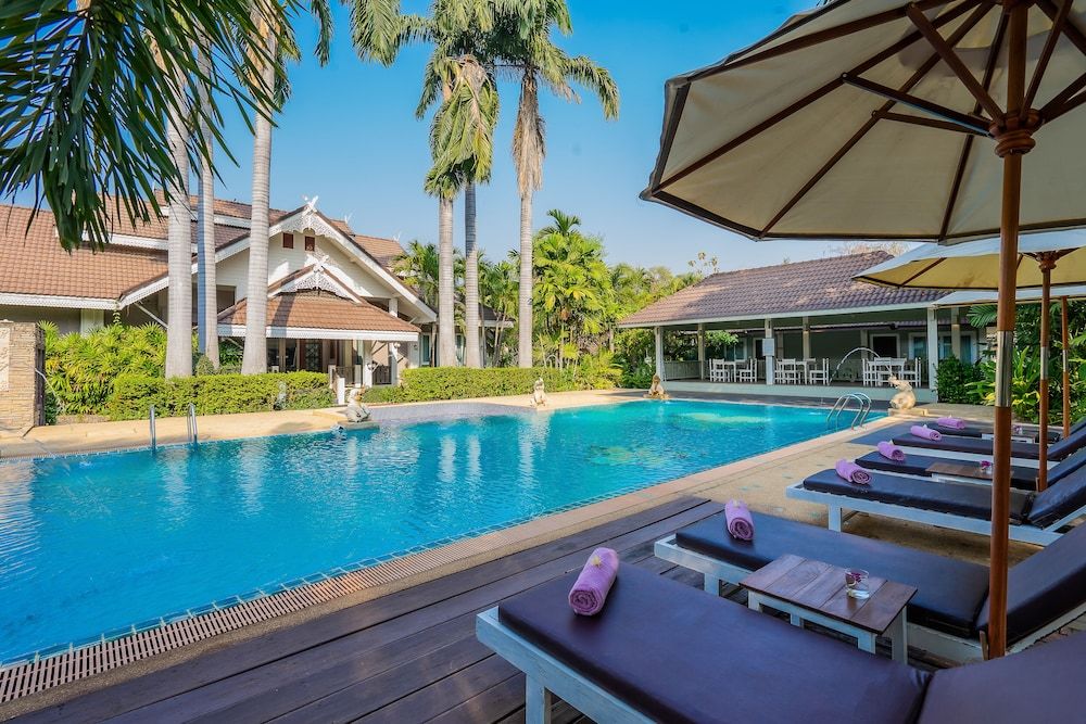 בריכה תמונה