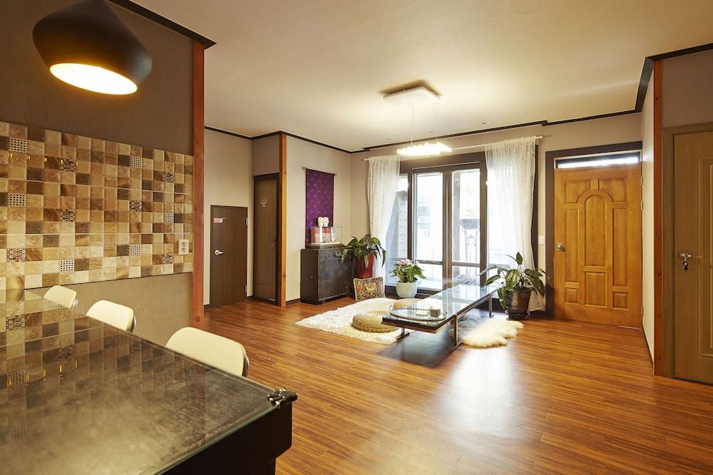 חדר אוכל תמונה