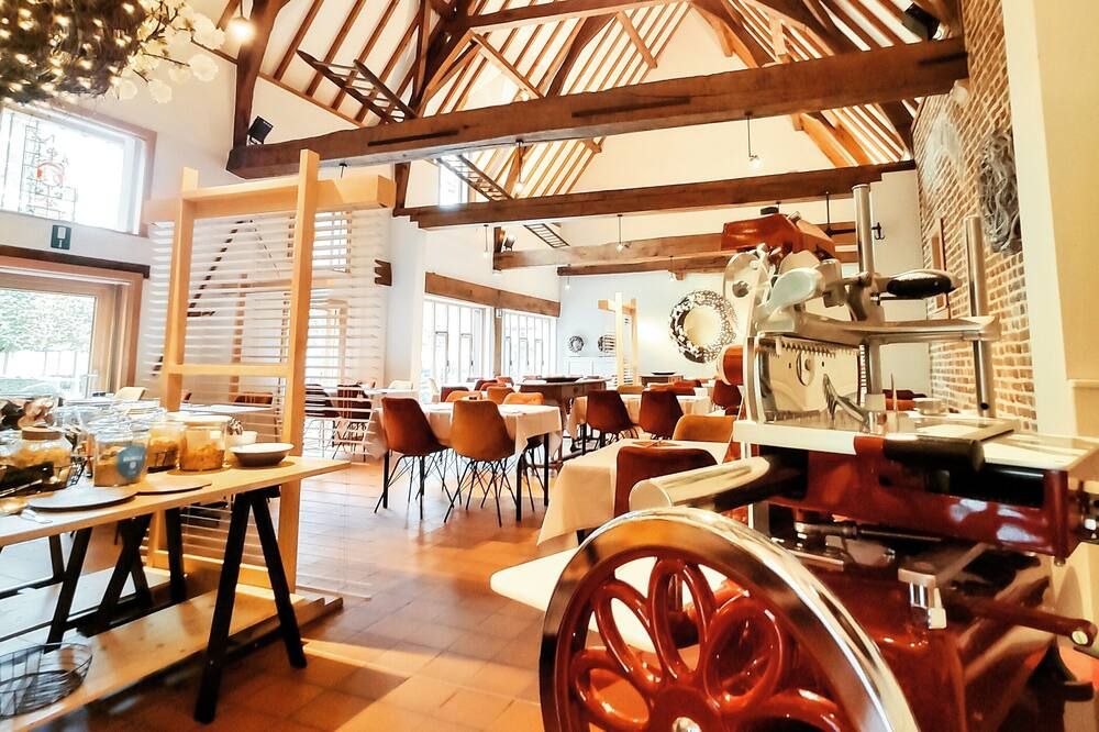 מסעדה תמונה