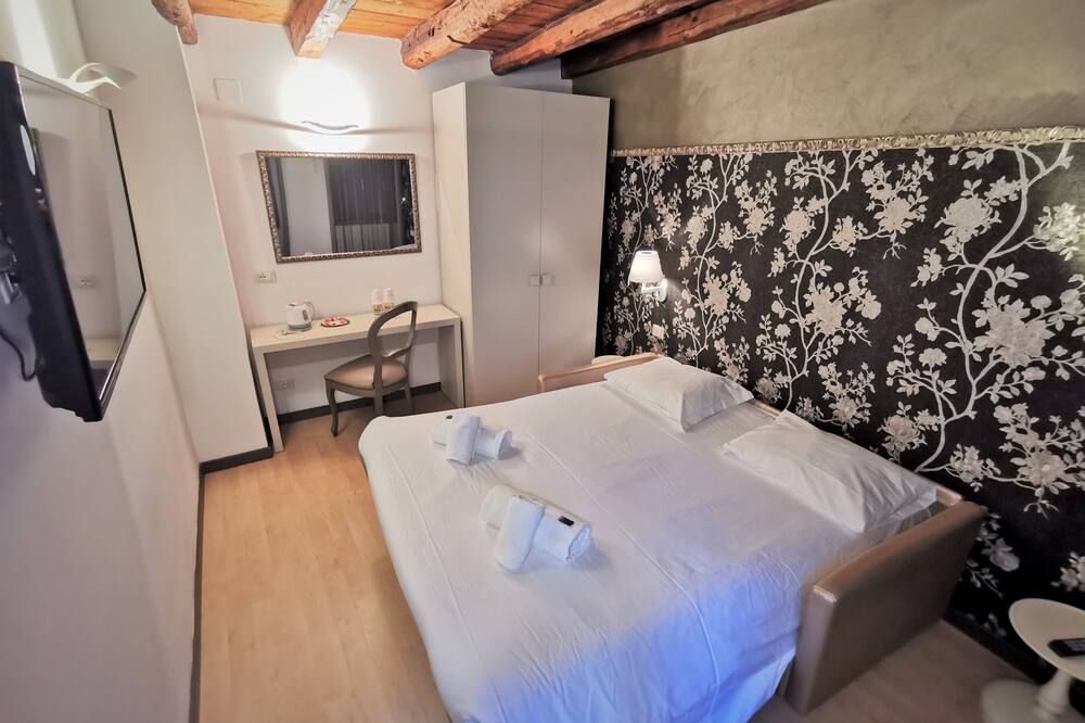 אחר