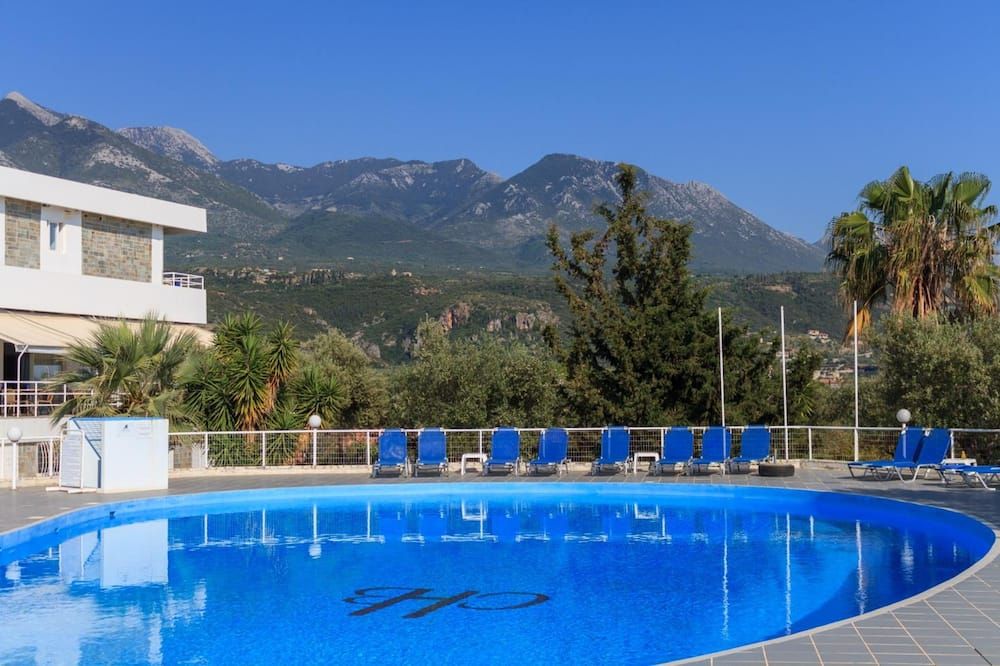 בריכה תמונה