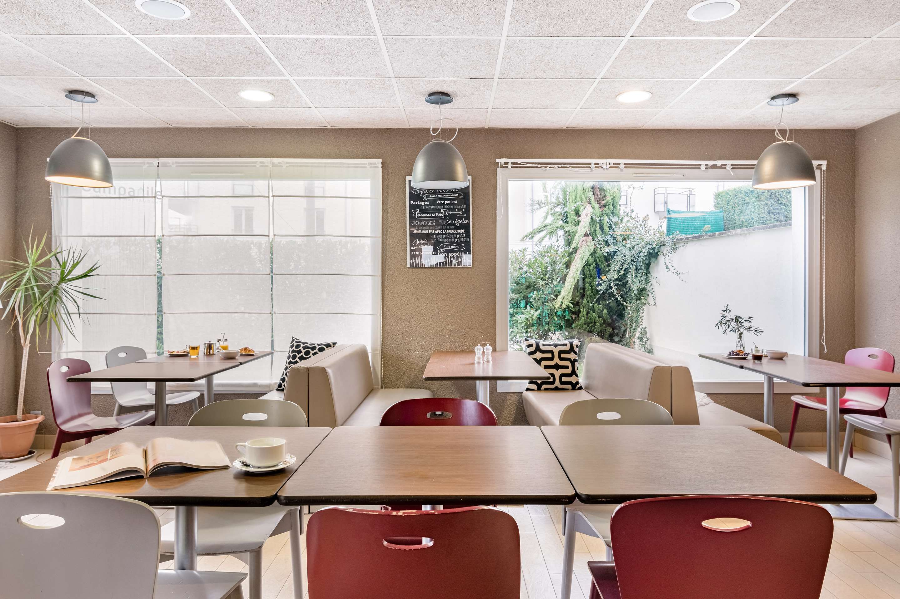 מסעדה תמונה