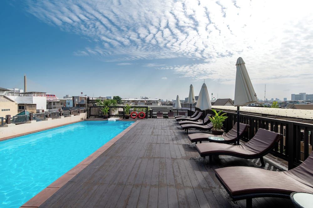 בריכה תמונה