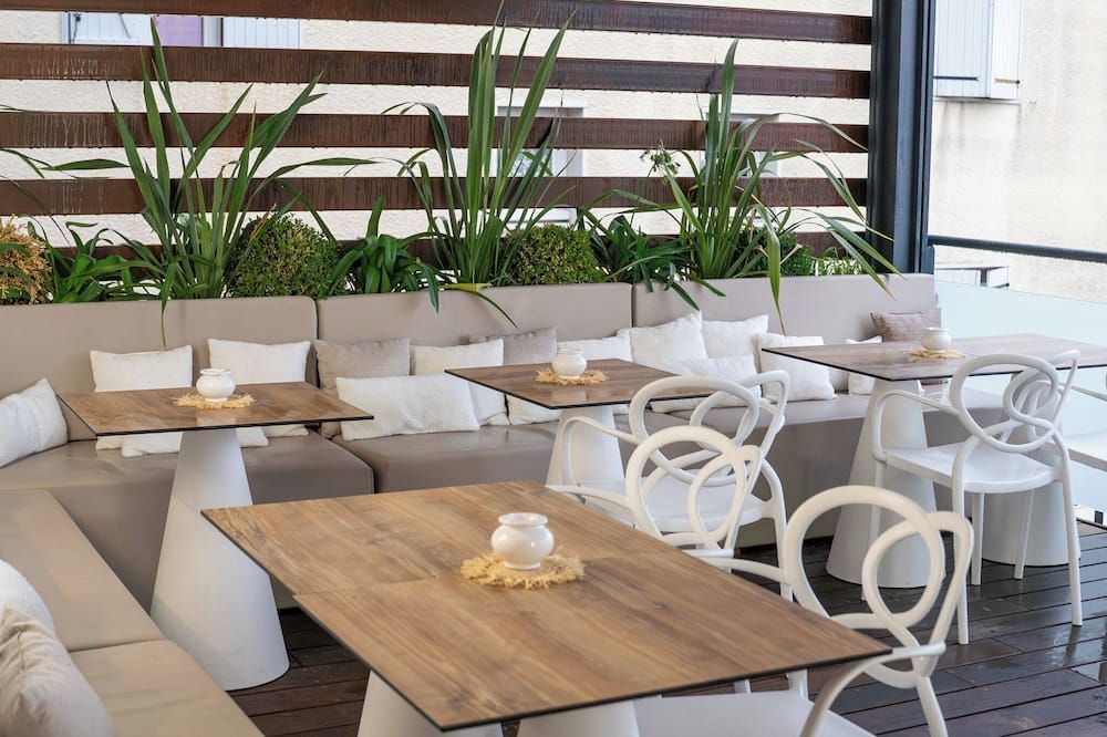 מסעדה תמונה