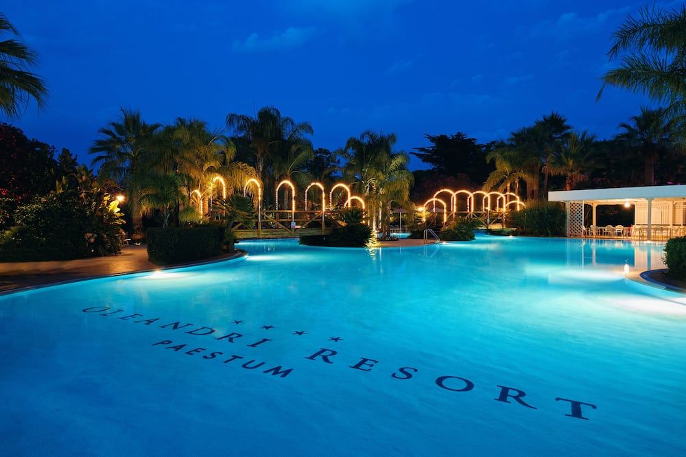 בריכה תמונה