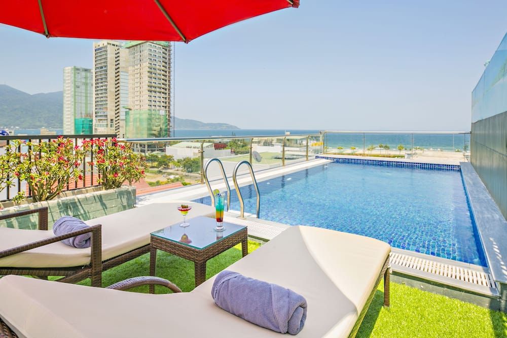 בריכה תמונה