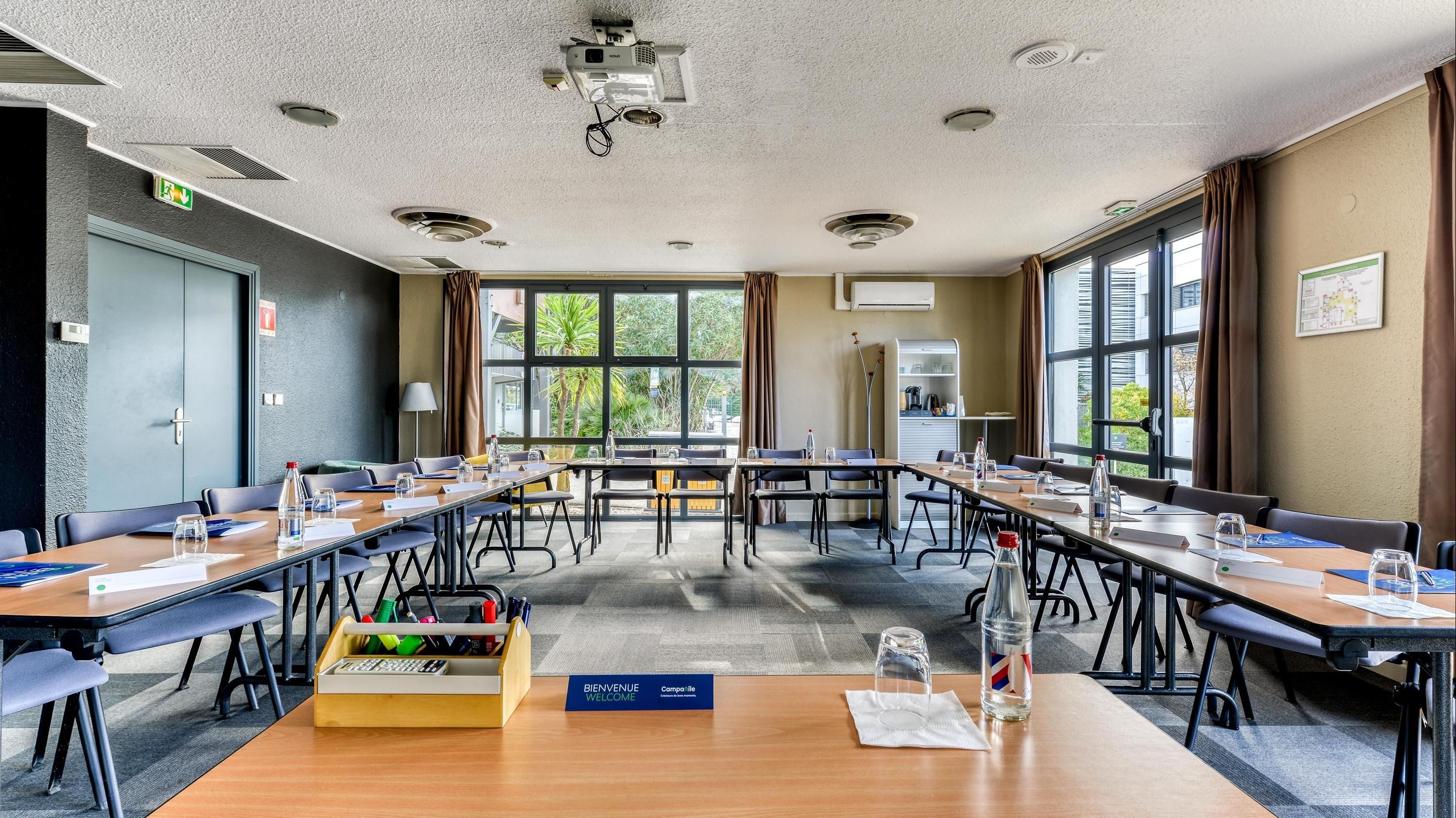 מסעדה תמונה