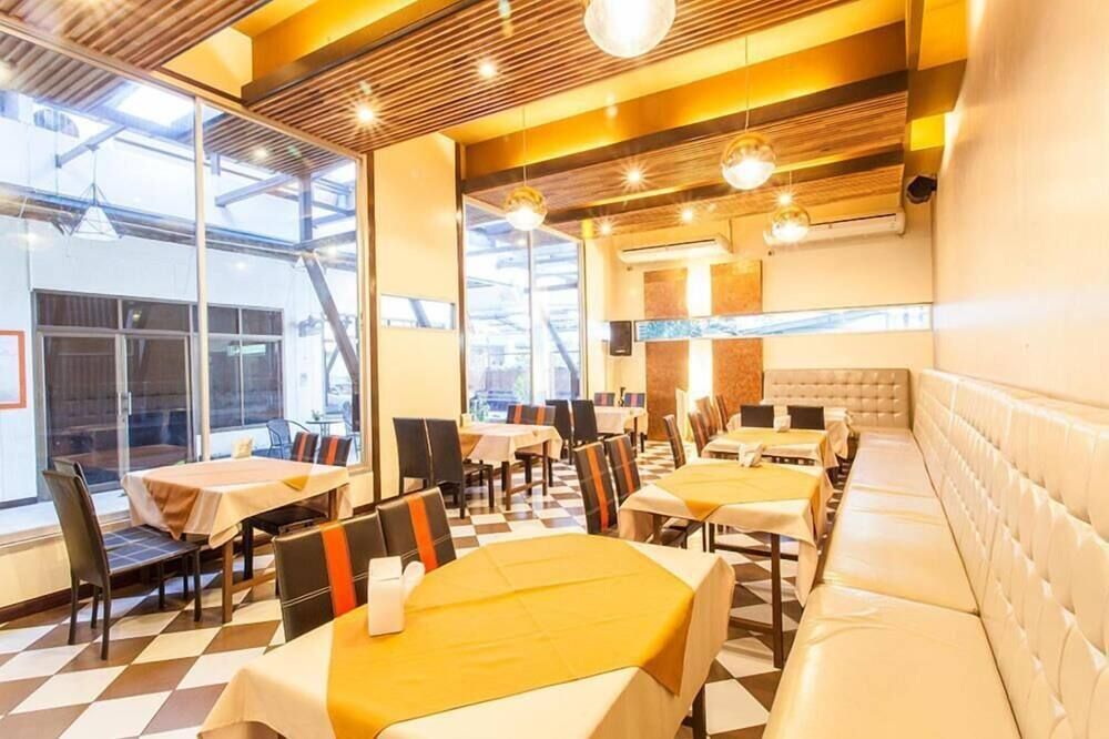 מסעדה תמונה