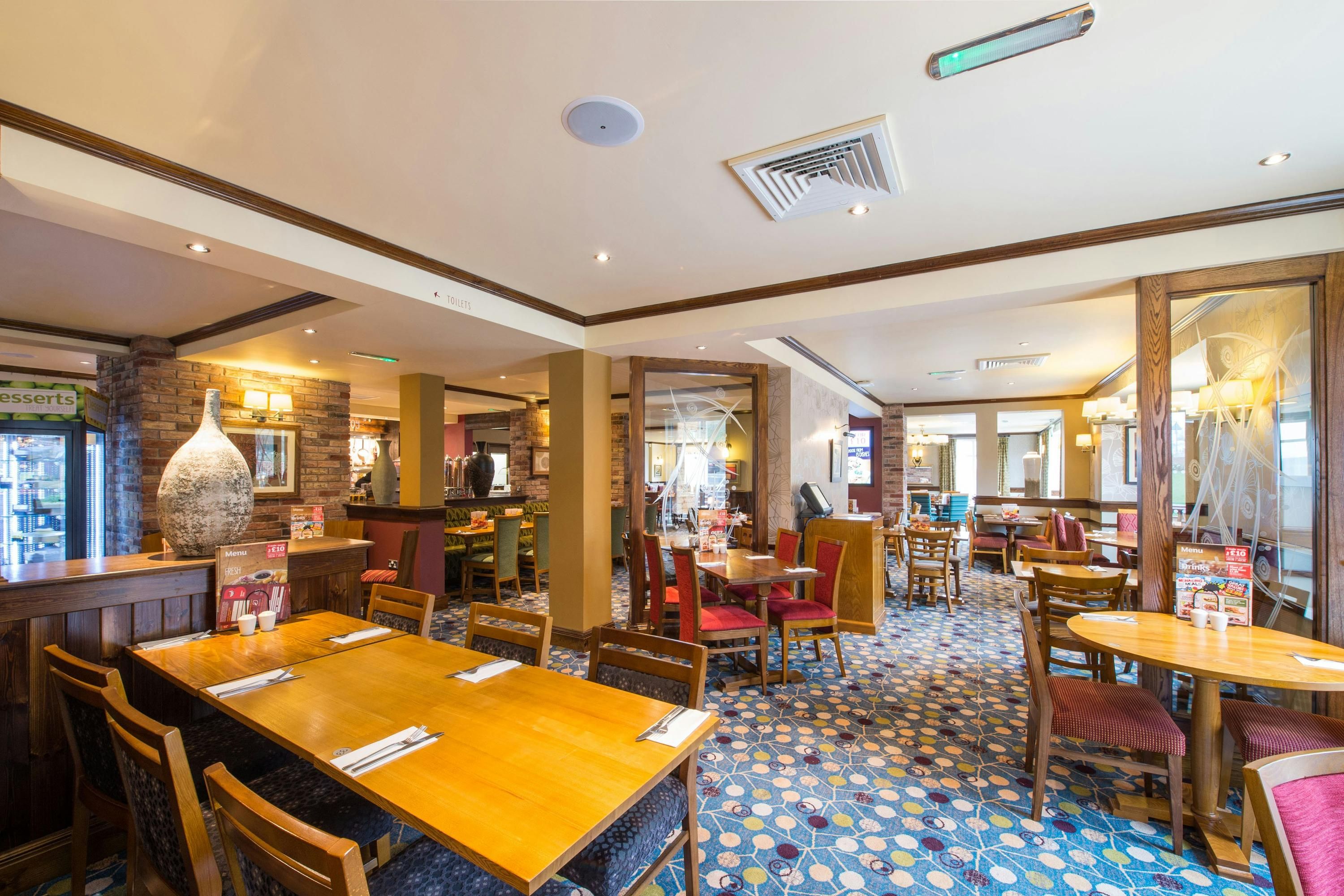 מסעדה תמונה