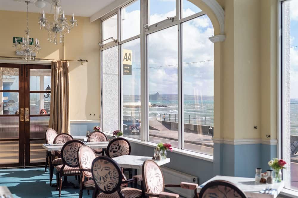 מסעדה תמונה