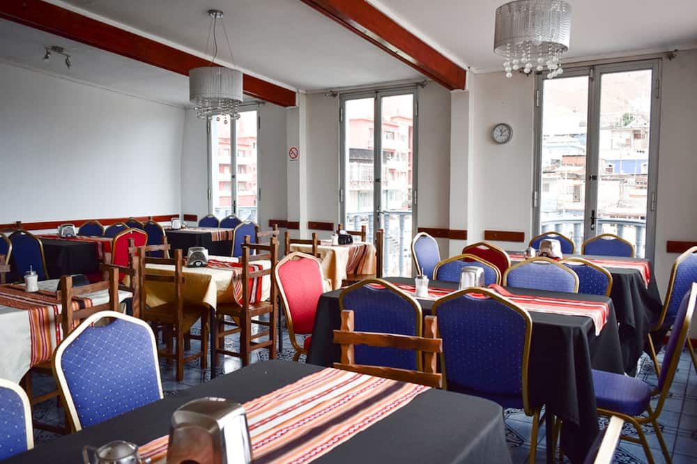 מסעדה תמונה