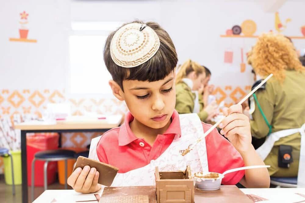 אחר
