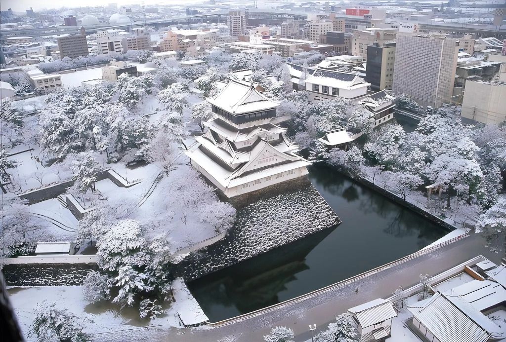 נוף חיצוני תמונה