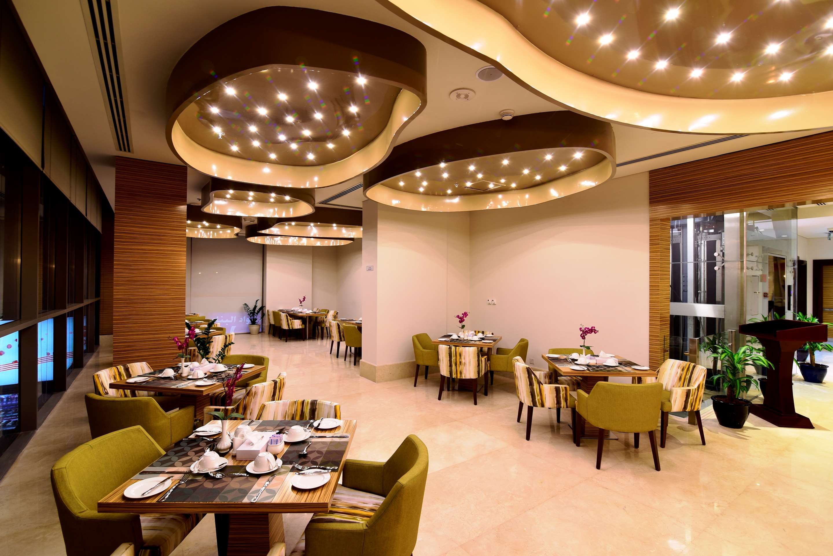 מסעדה תמונה