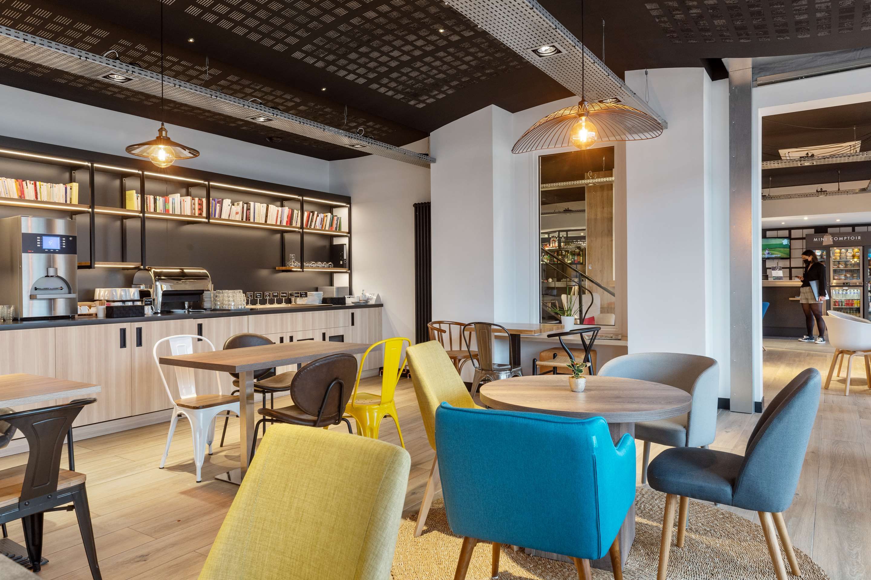 מסעדה תמונה