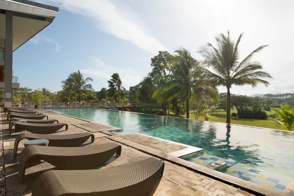 בריכה תמונה