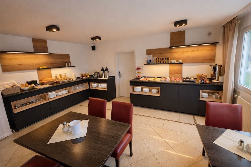 אחר