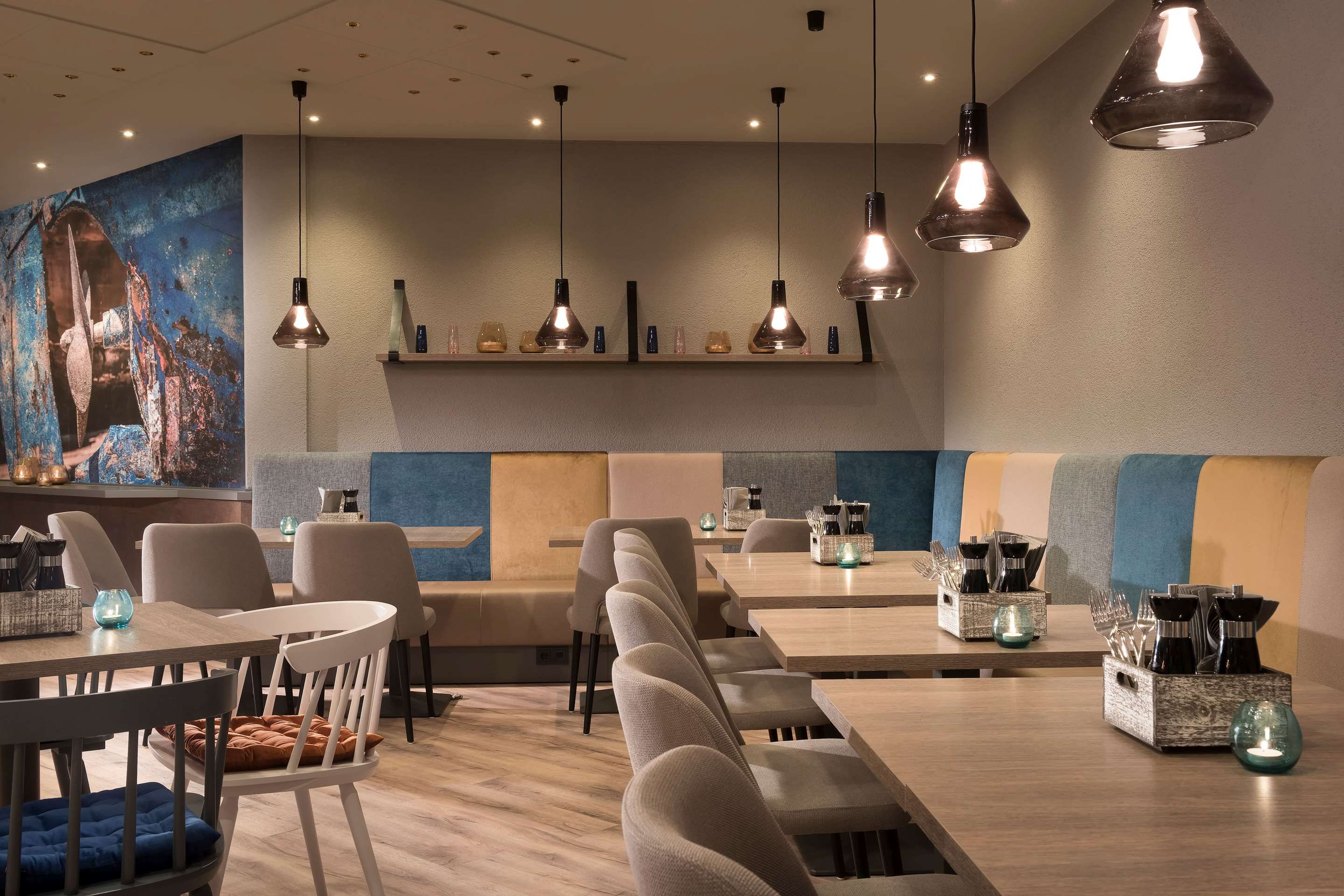 מסעדה תמונה