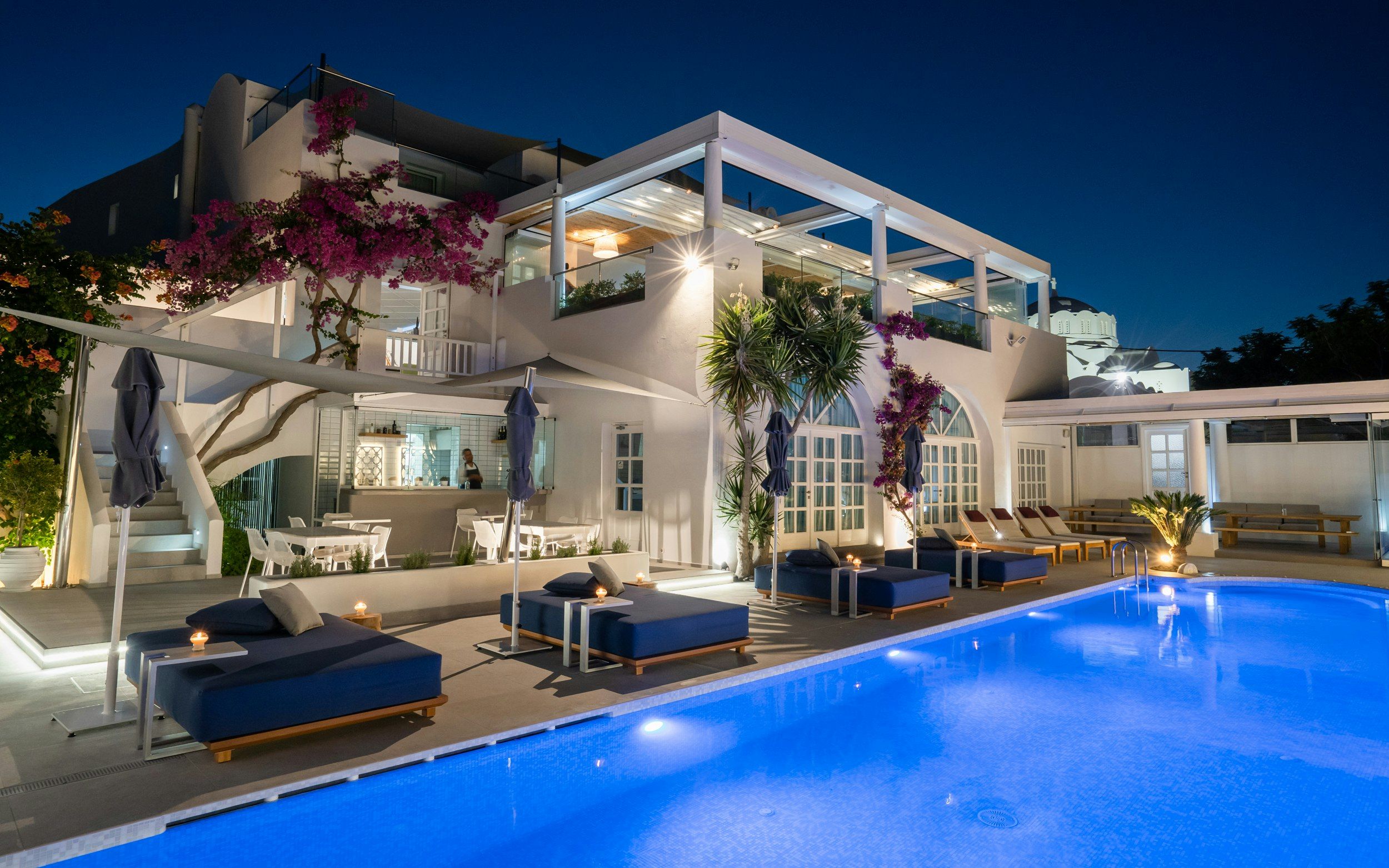 בריכה תמונה