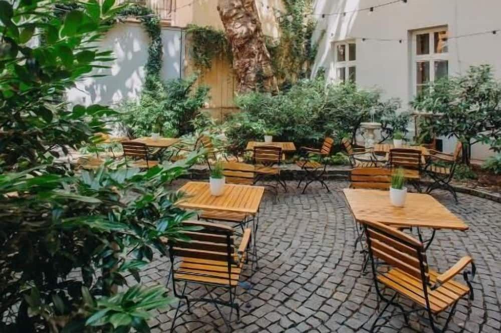 פטיו