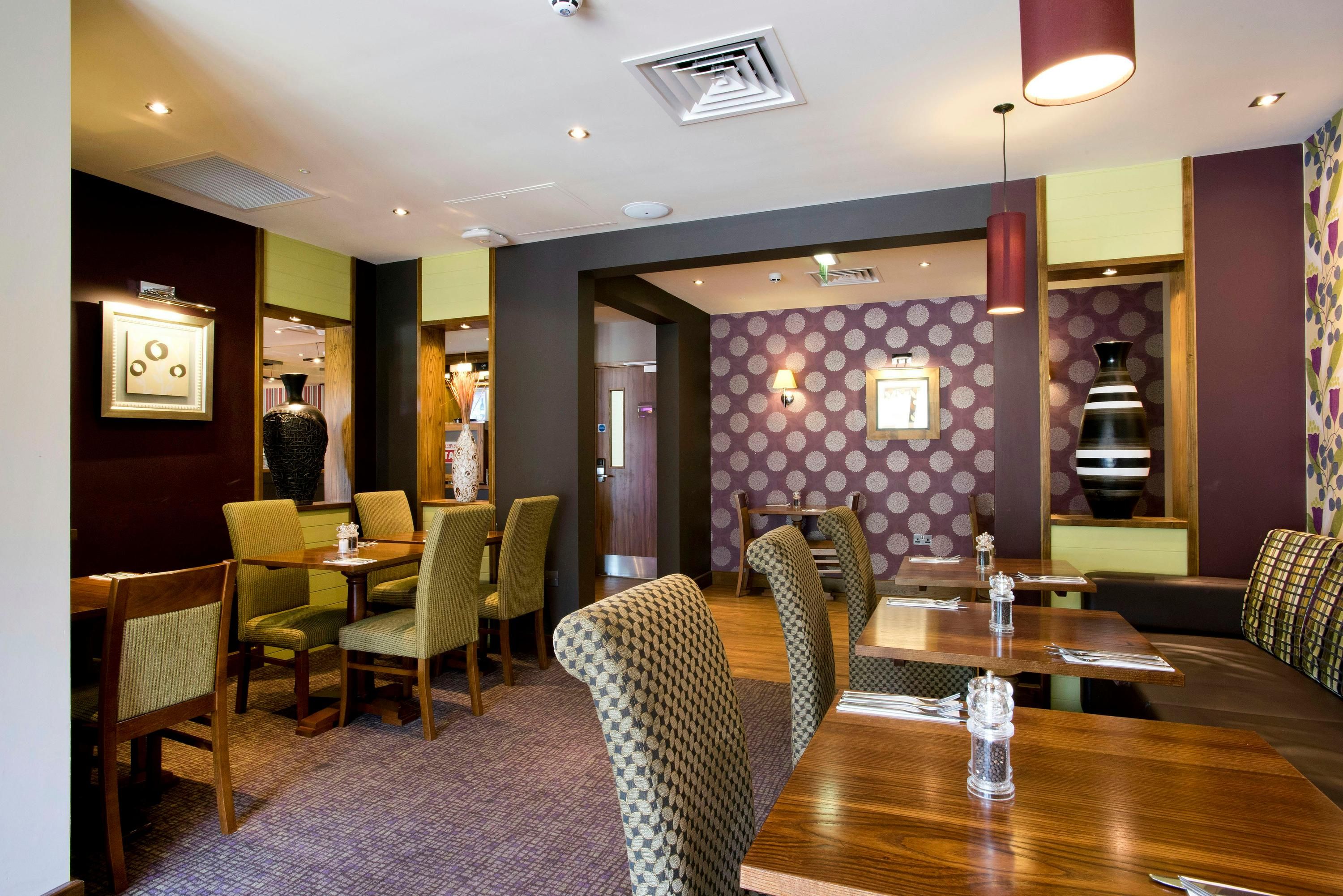 מסעדה תמונה