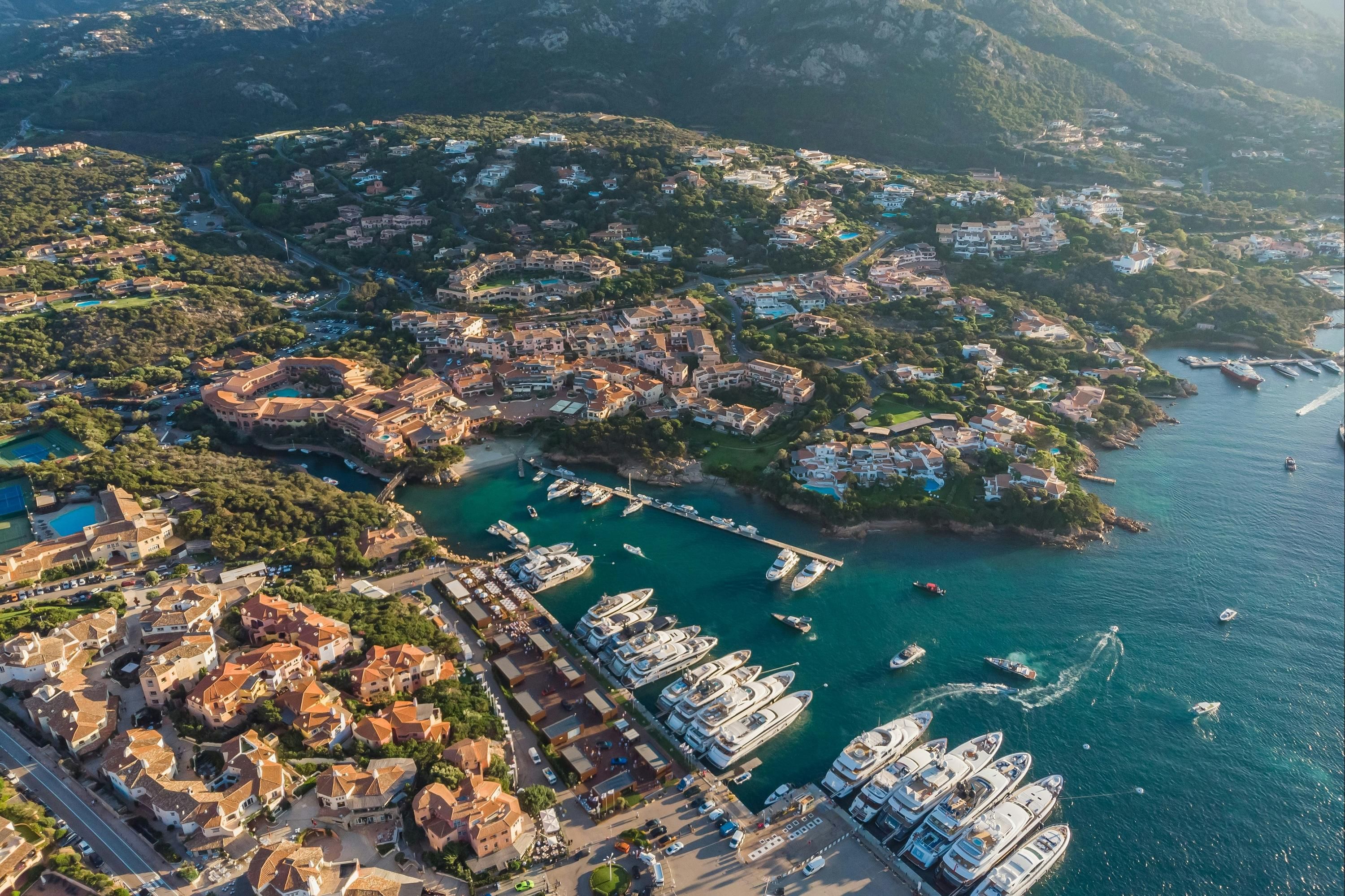 נוף חיצוני תמונה