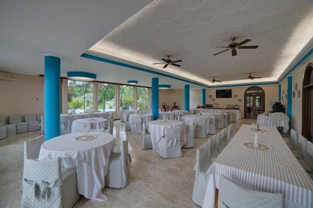 מסעדה תמונה