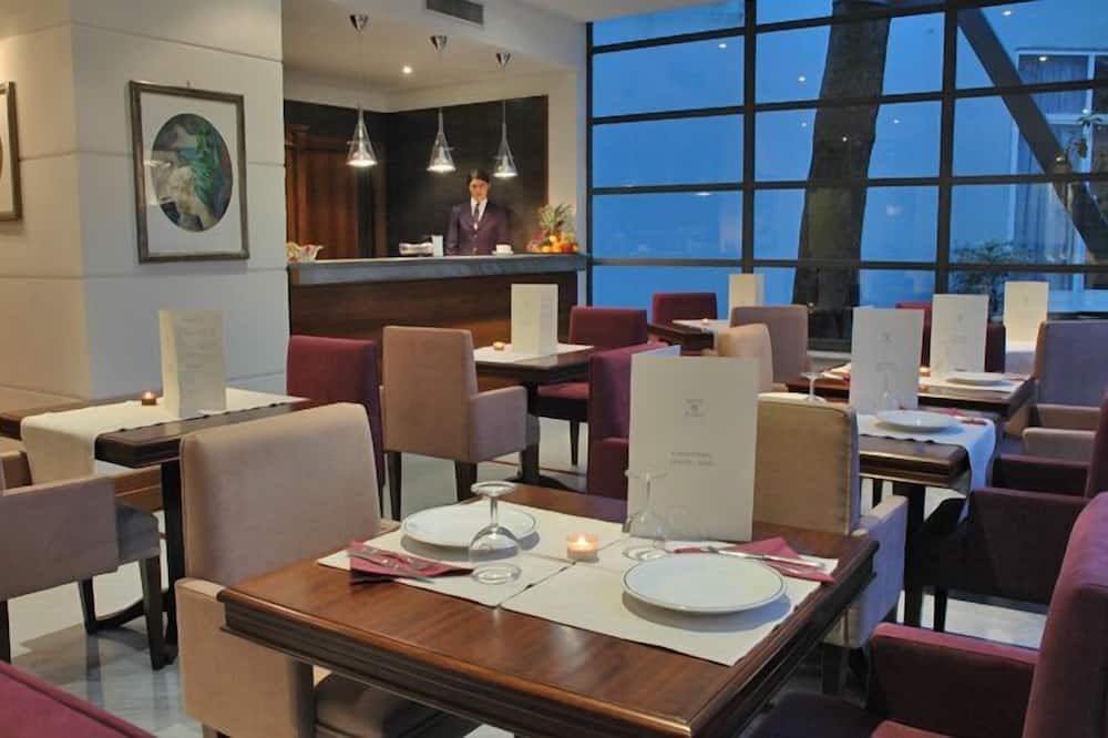 מסעדה תמונה