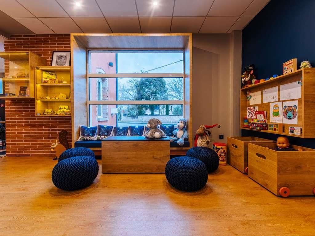 אחר