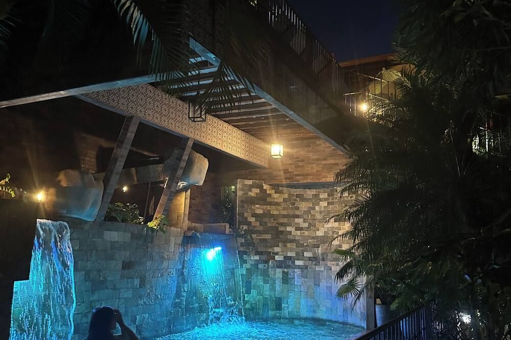 אחר