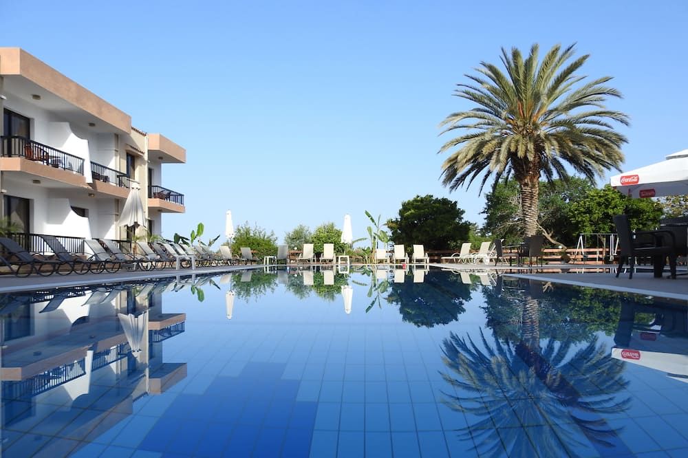 בריכה תמונה