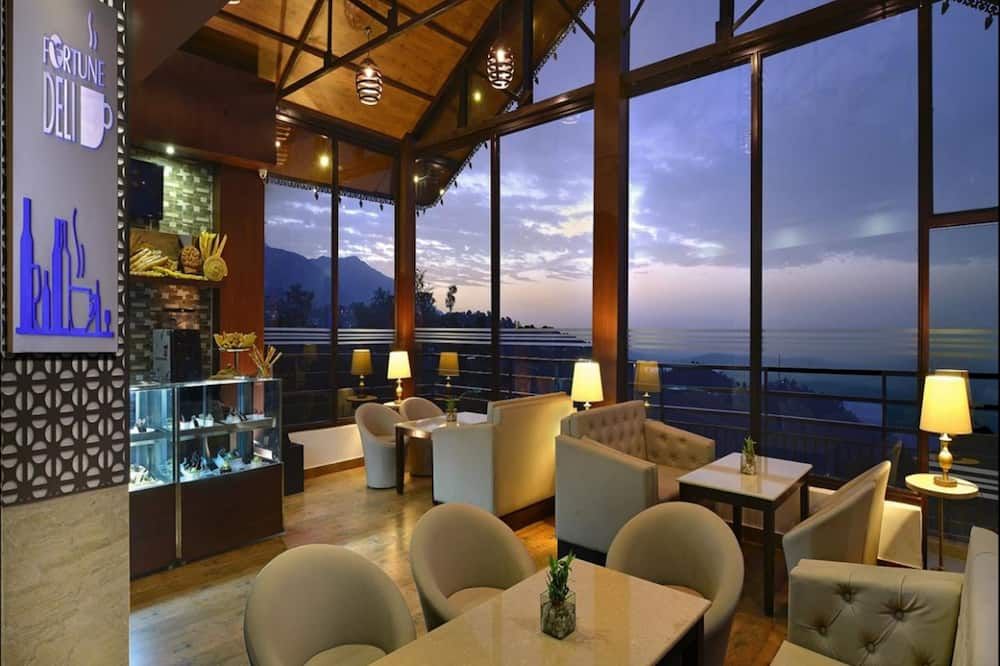 מסעדה תמונה