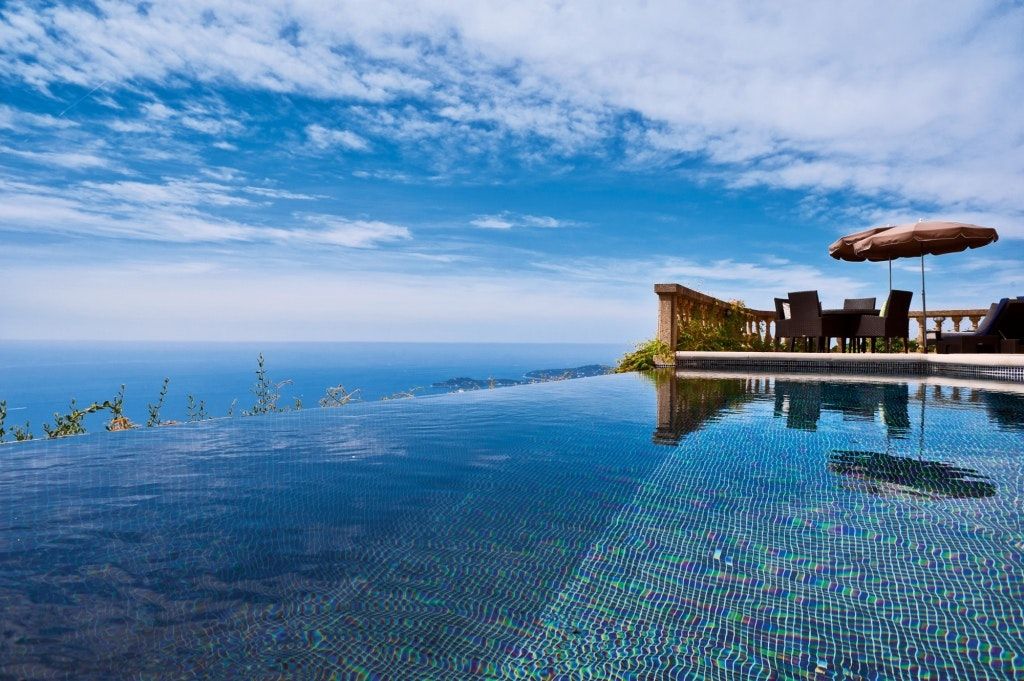 בריכה תמונה