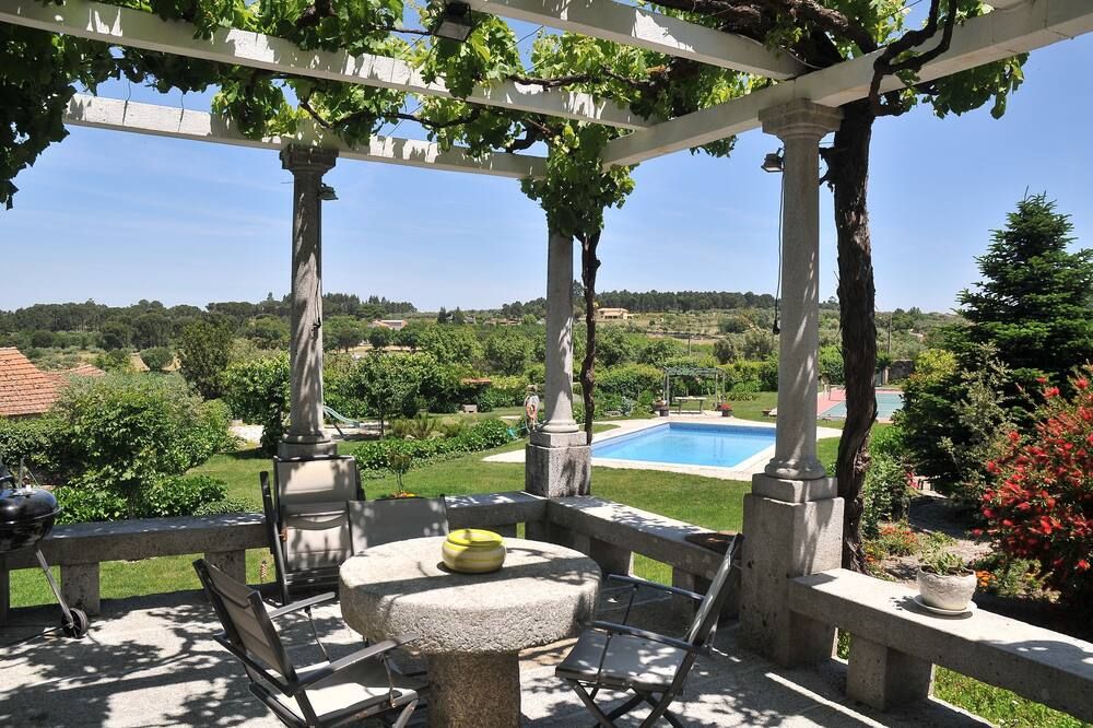 בריכה תמונה