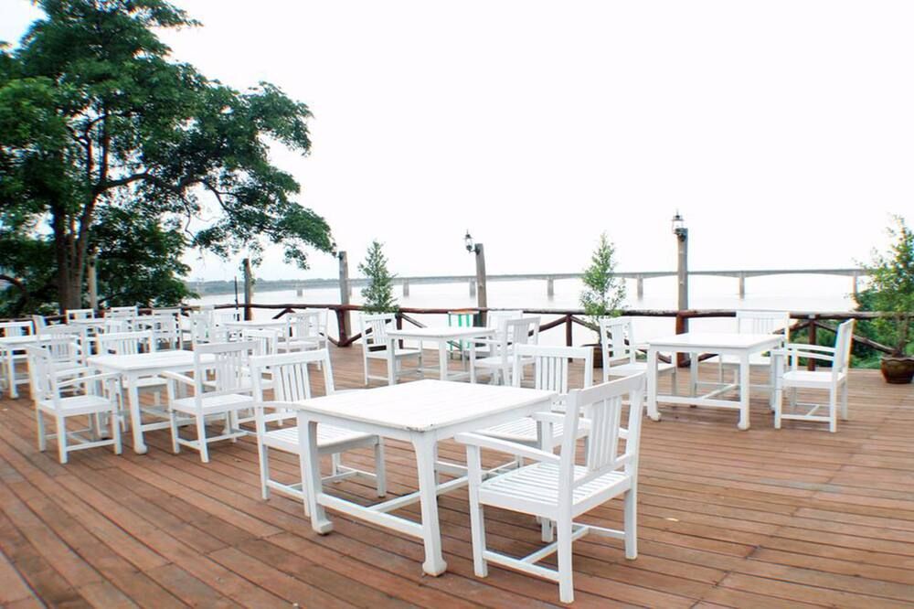 מסעדה תמונה