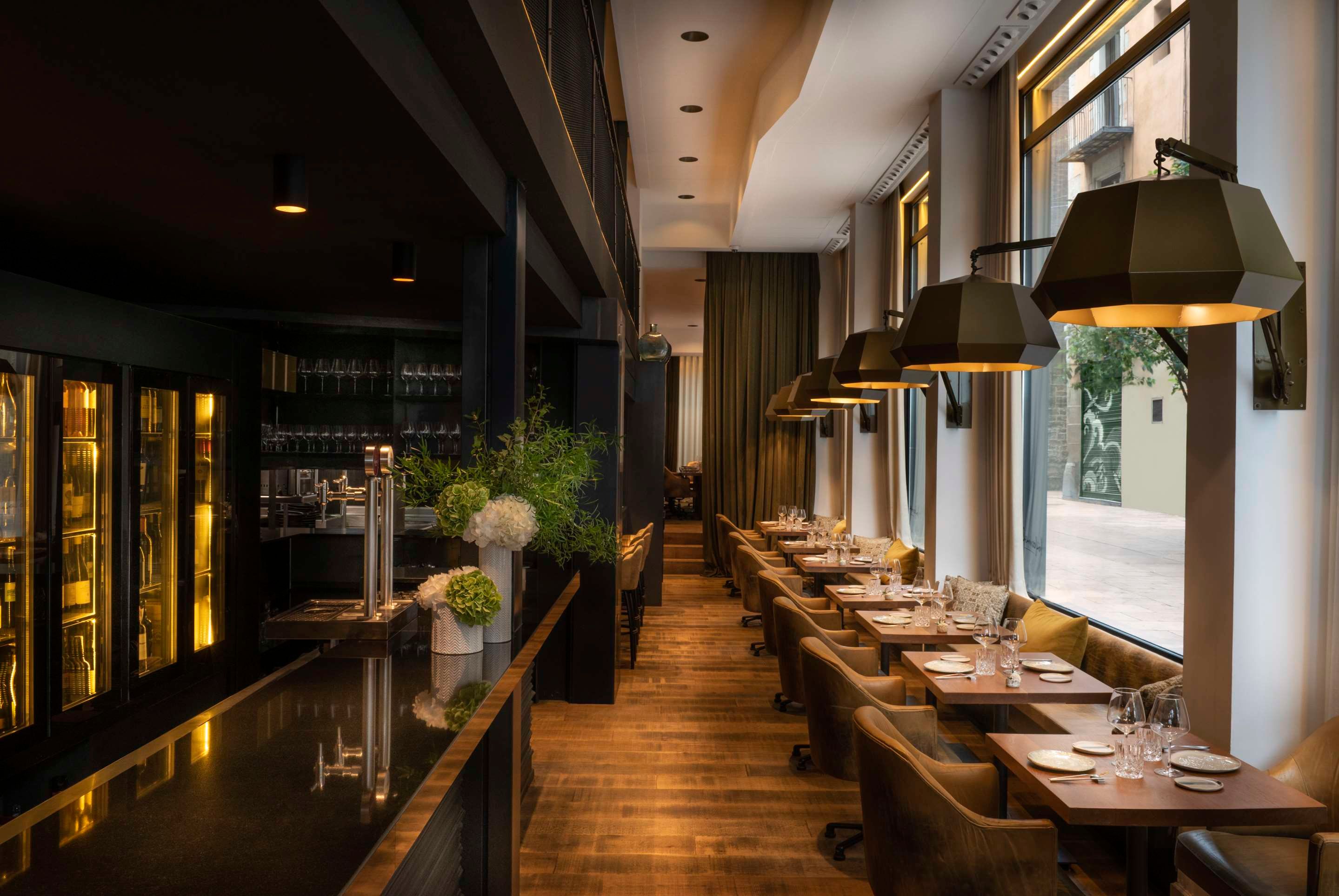 מסעדה תמונה